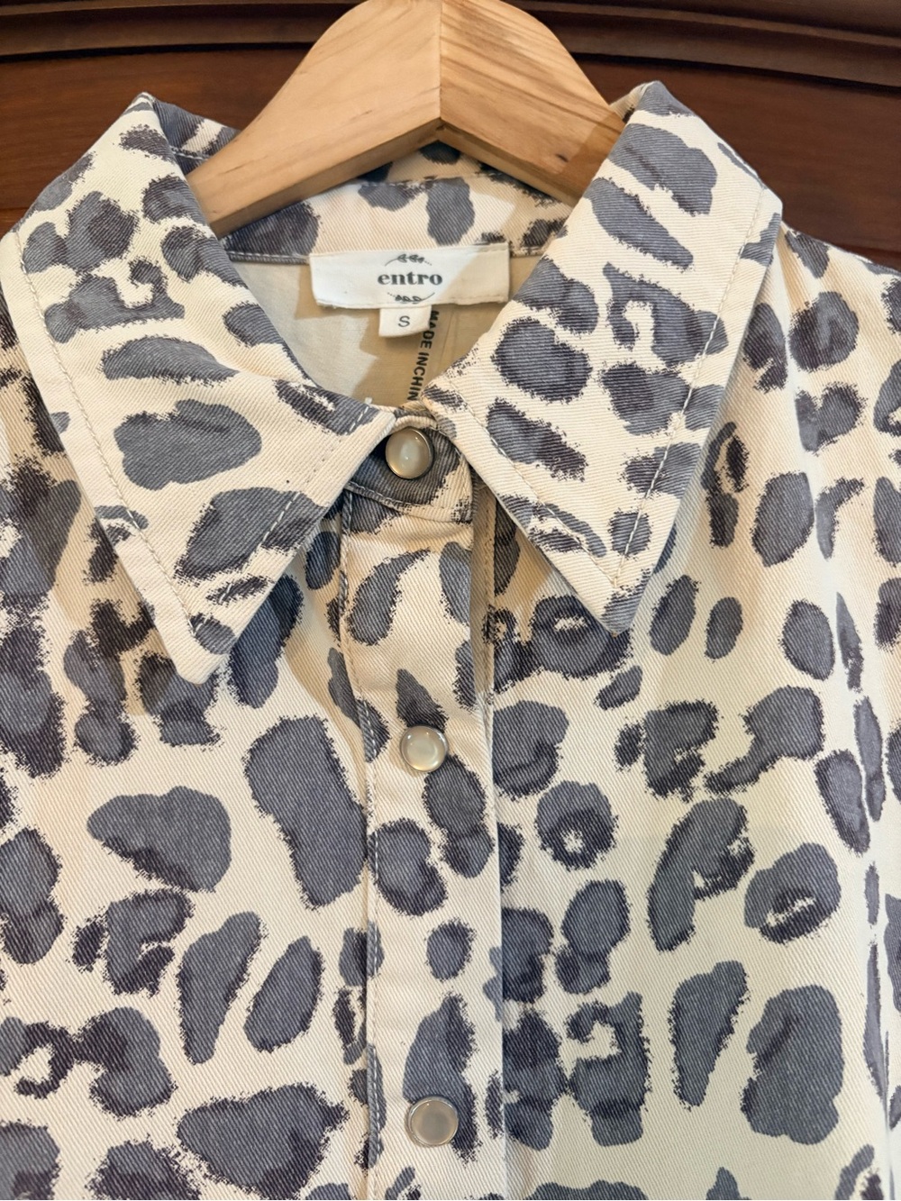 Entro Ecru Leopard Print Puff-Sleeve Shift Dress with Red Trim size s # 1241 - Picture 5 of 8